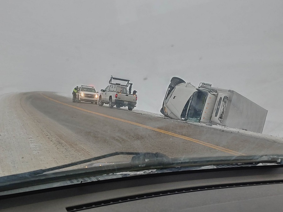 Motor vehicle collision on HWY 2 south of Moose Jaw Local news, Weather Motor vehicle collision on HWY 2 south of Moose Jaw Local news, Weather